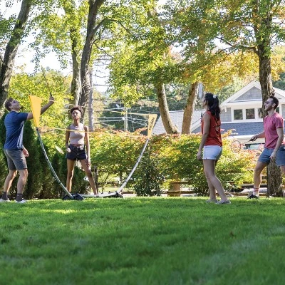 Beyond Outdoors Easy Setup Badminton Lawn Sports Set 5 Beyond Outdoors Easy Setup Badminton Lawn Sports Set - Image 3